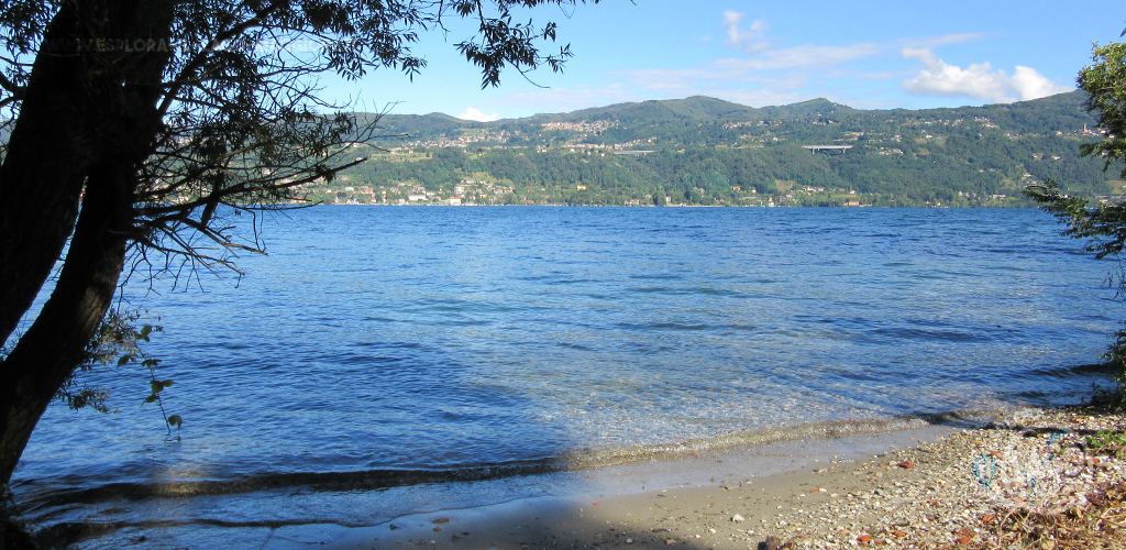 Caravalle beach at Ranco on Lake Maggiore